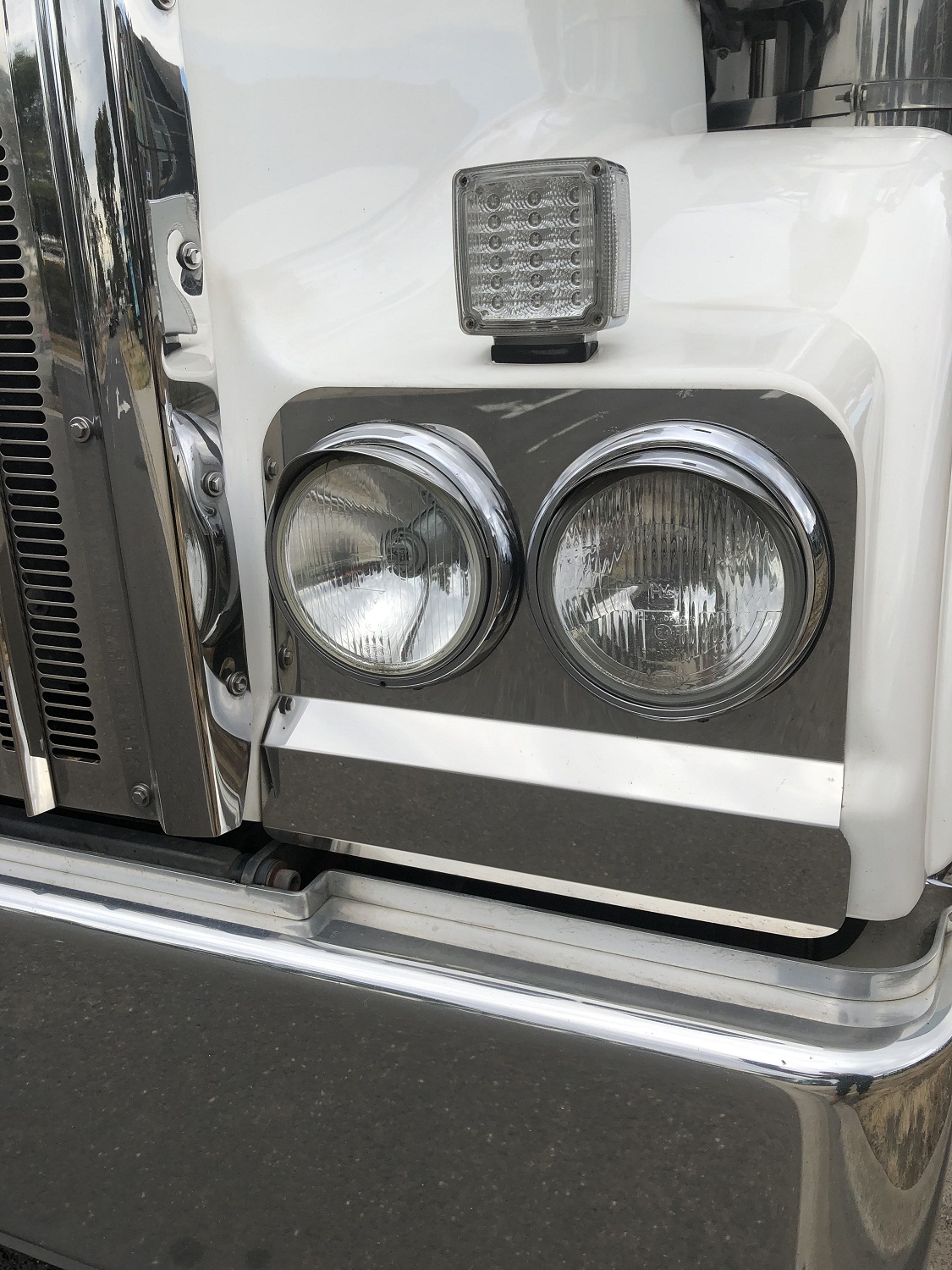 Stainless Steel Headlight Backings Long To Suit Kenworth SAR T404 ...