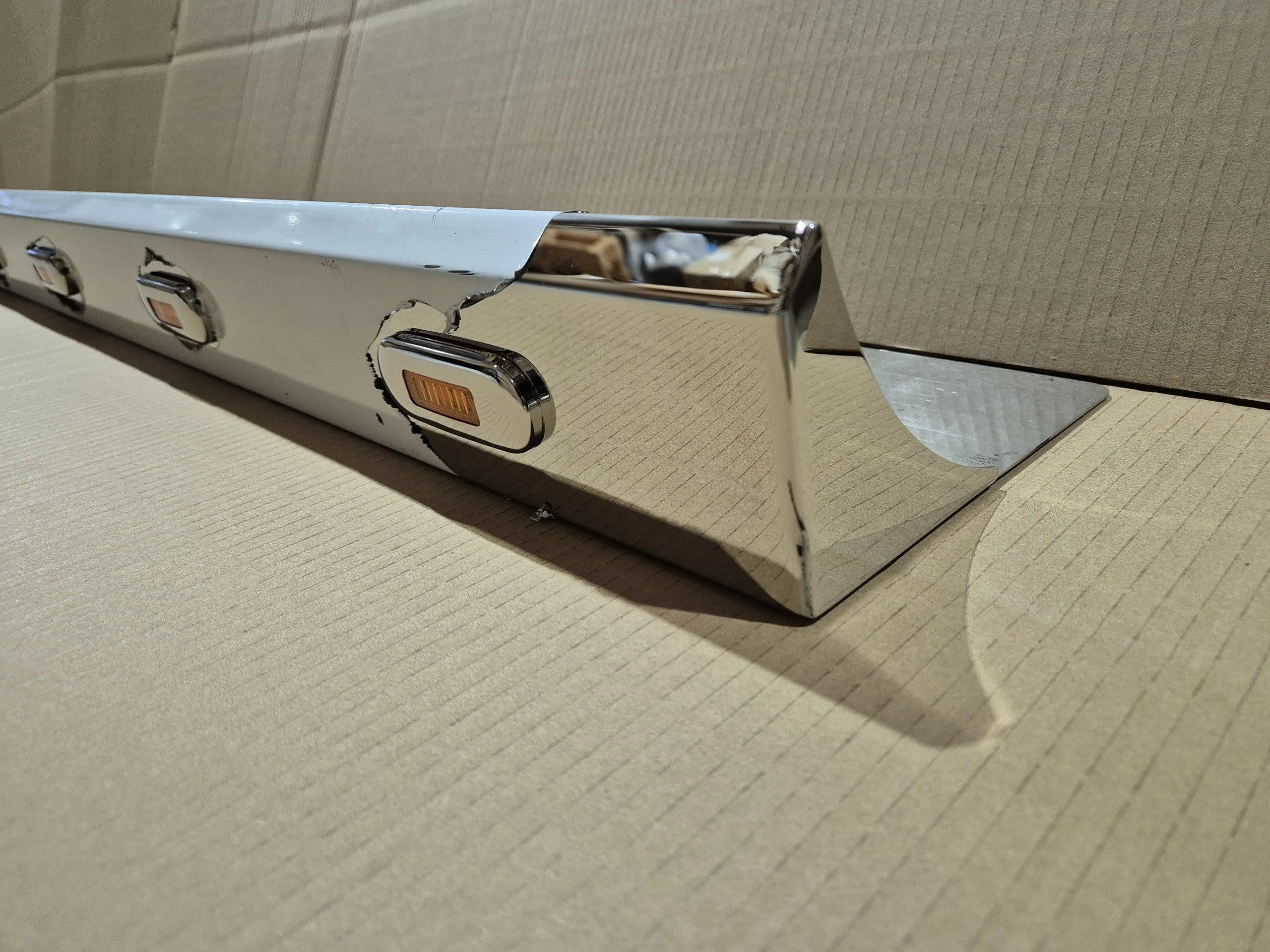 Stainless Steel Tank Skirt D Shape 1580mm 6 Amber LED Single To Suit Mack/Volvo