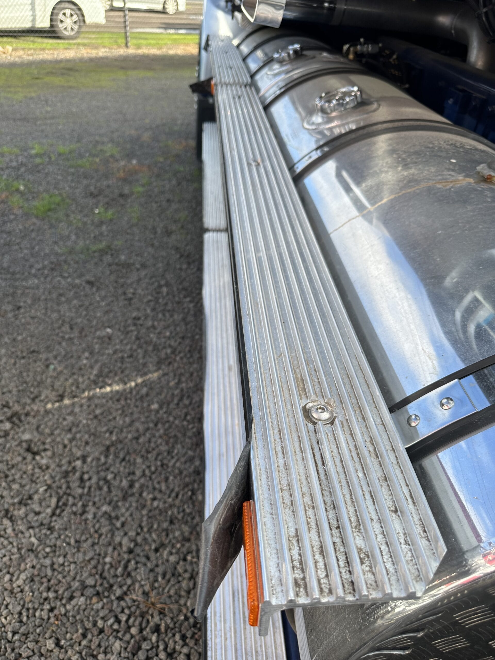 Aluminium Step 1600mm Left or Right Single