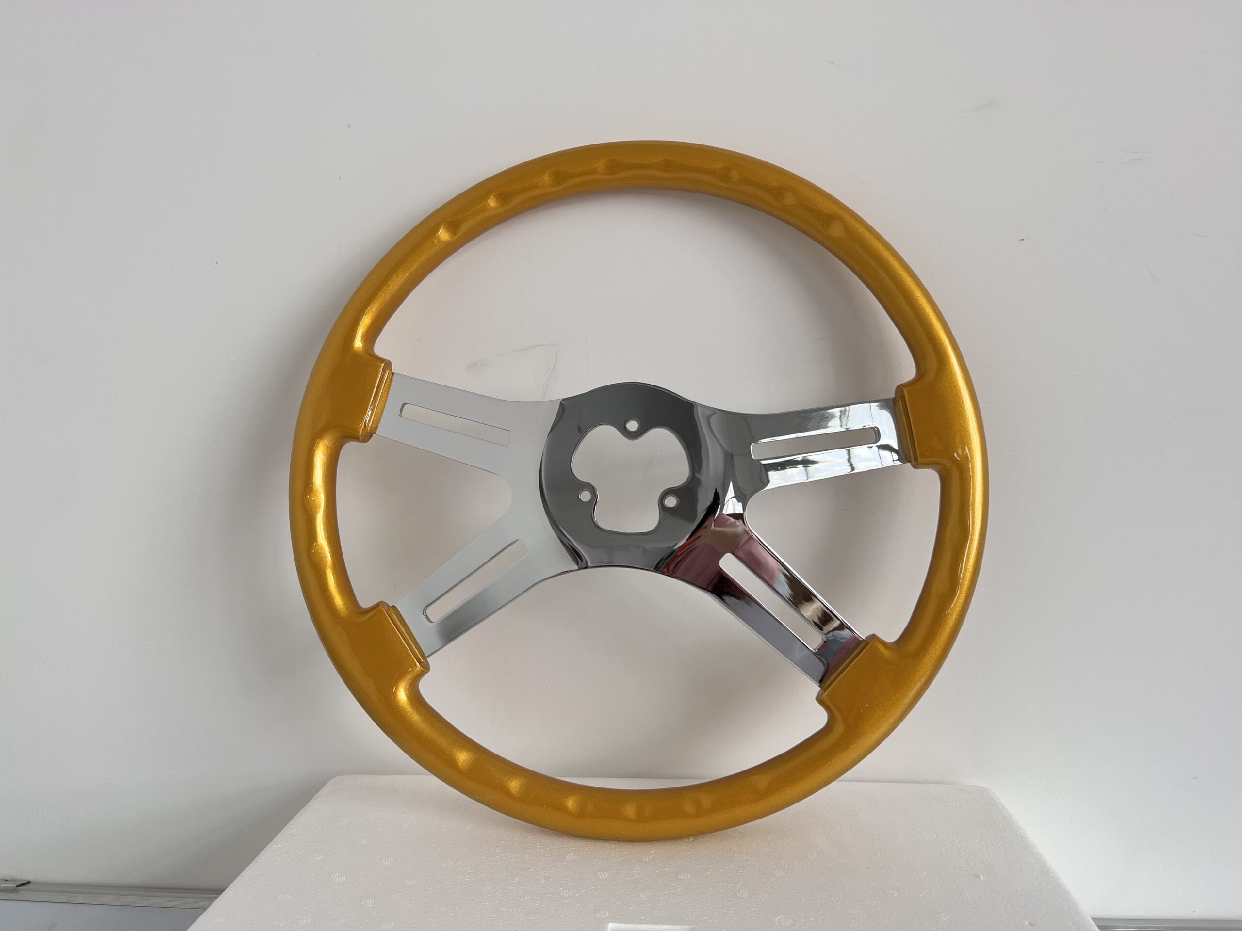 Steering Wheel 4 Spoke Straight Yellow﻿