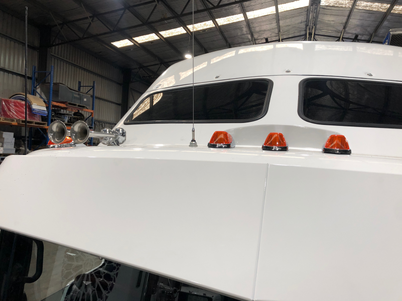 LED Multi-Volt Cab Roof Light Amber – image 4