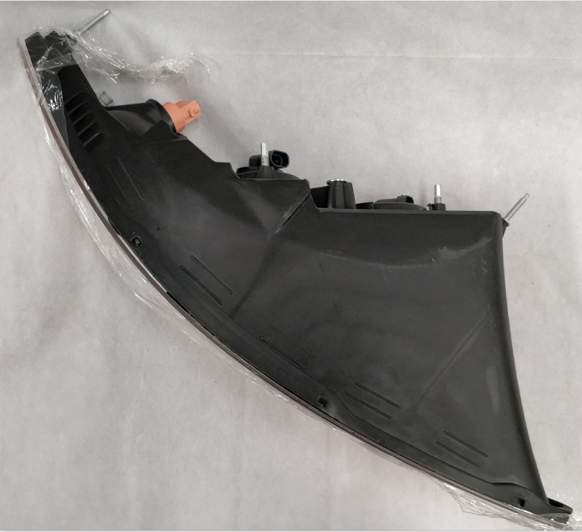 Headlight Right To Suit International ProStar & CAT With Modified Headlight Wiring