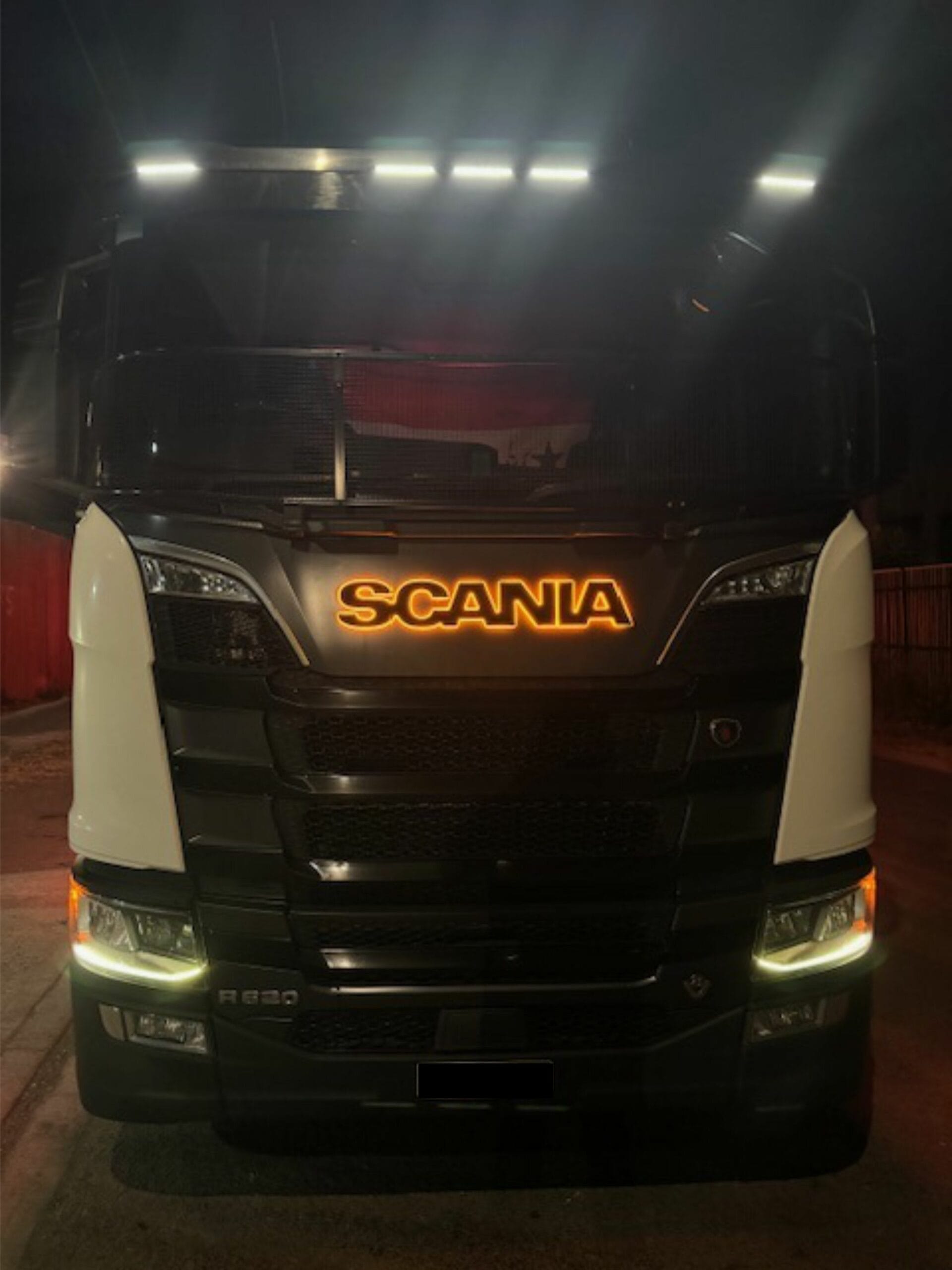 LED Backlight Grill Badge to Suit Scania