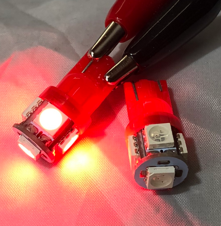 LED Globe 24 Volt Wedge Multi Directional Red Pair