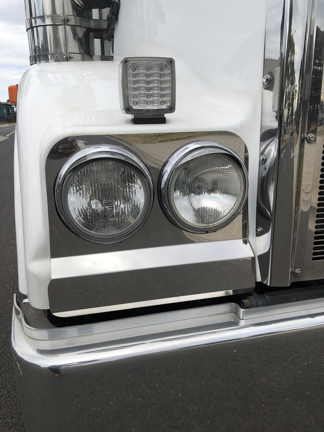 Stainless Steel Headlight Backings Long To Suit Kenworth SAR T404 & Early T409