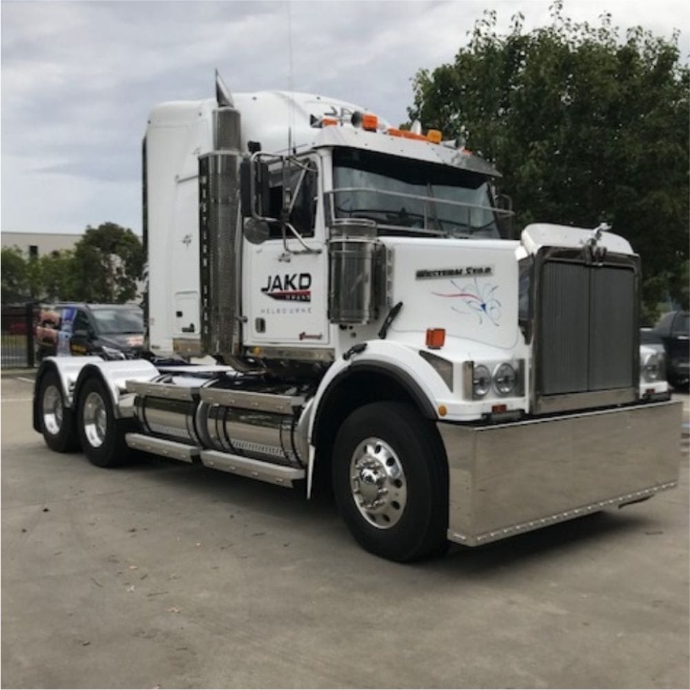 Stainless Steel Bumper Bar 25 Inch Curved End To Suit Western Star