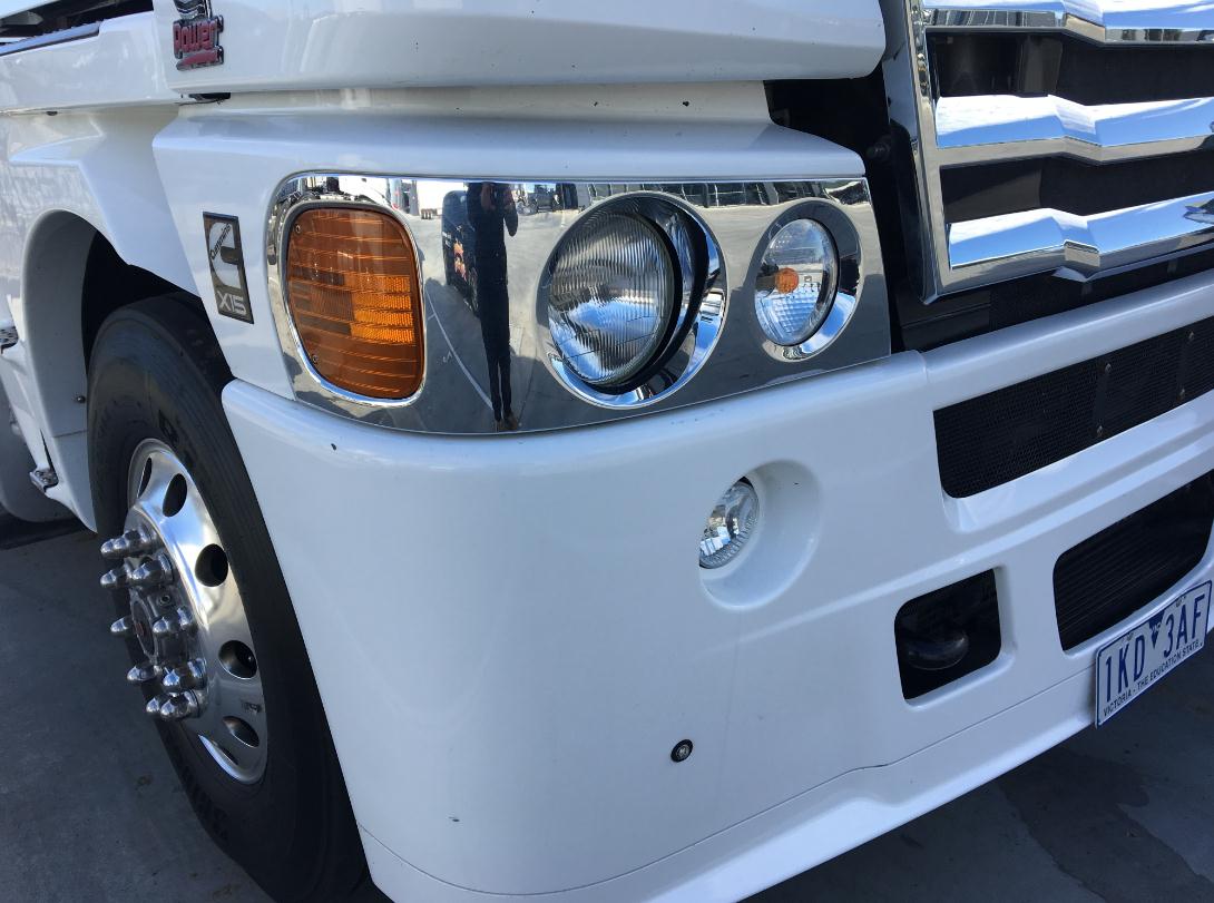 Headlight Bezel Chrome Right To Suit Freightliner Argosy 2014 Onwards