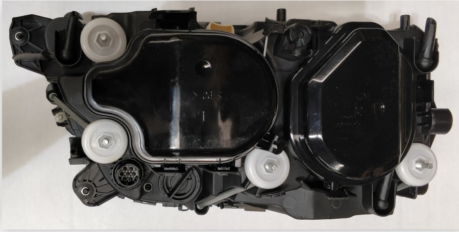 Headlight Left To Suit Mercedes Actros MP3/Mega