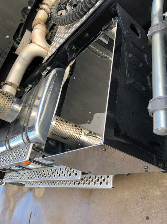 Stainless Steel Battery Box Cover To Suit Kenworth T610 Day Cab