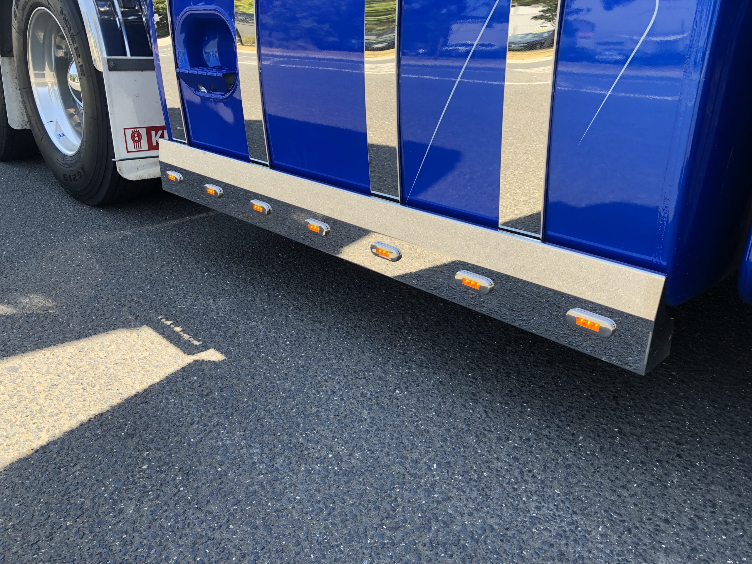 Stainless Steel Tank Skirt Square 1850 Endcap 7 LED Amber To Suit Kenworth/Freightliner/Iveco/Mercedes