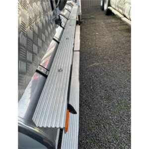Aluminium Step 1600mm Left or Right Single