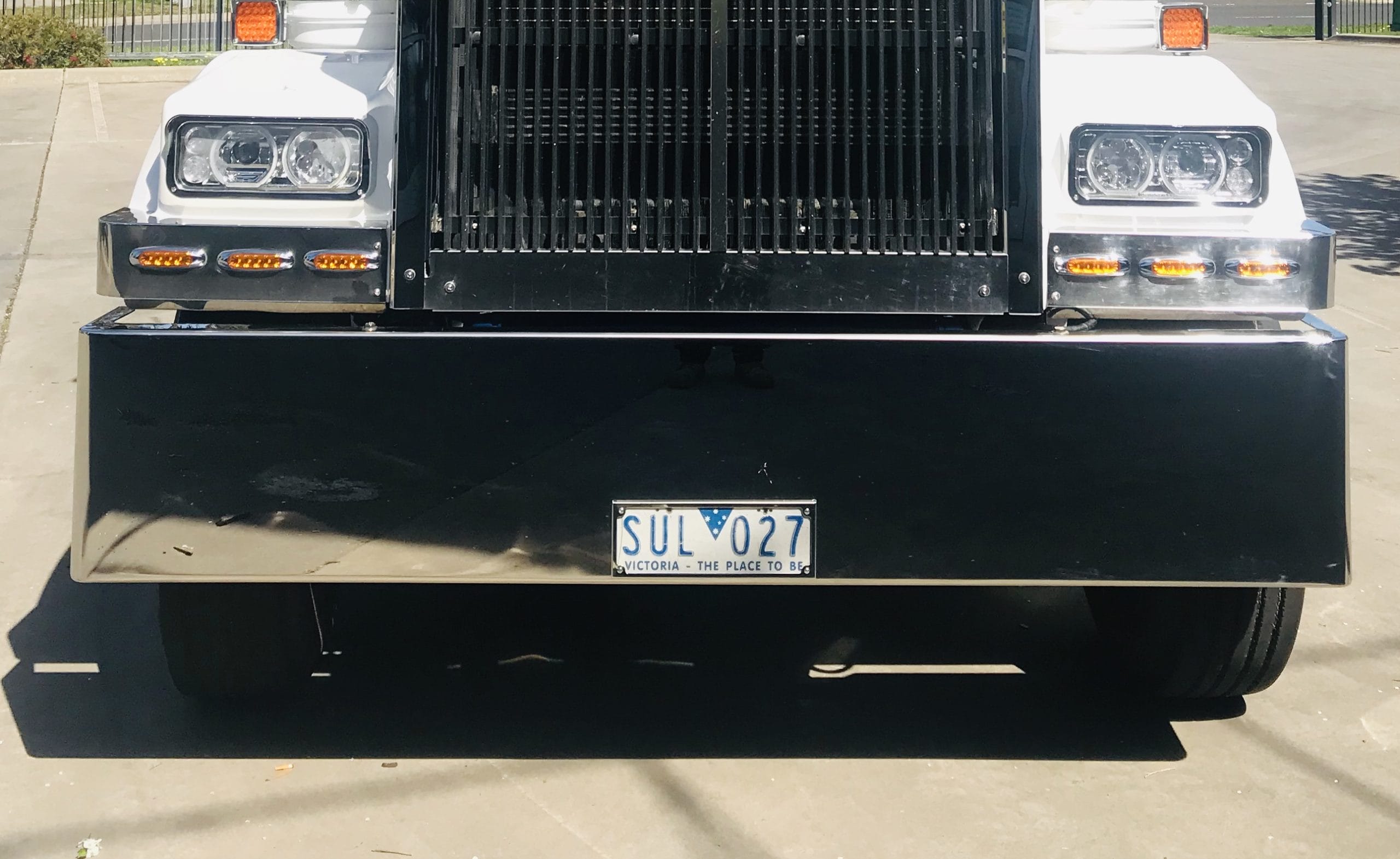 Stainless Steel Bumper Bar 18 Inch Curved End
