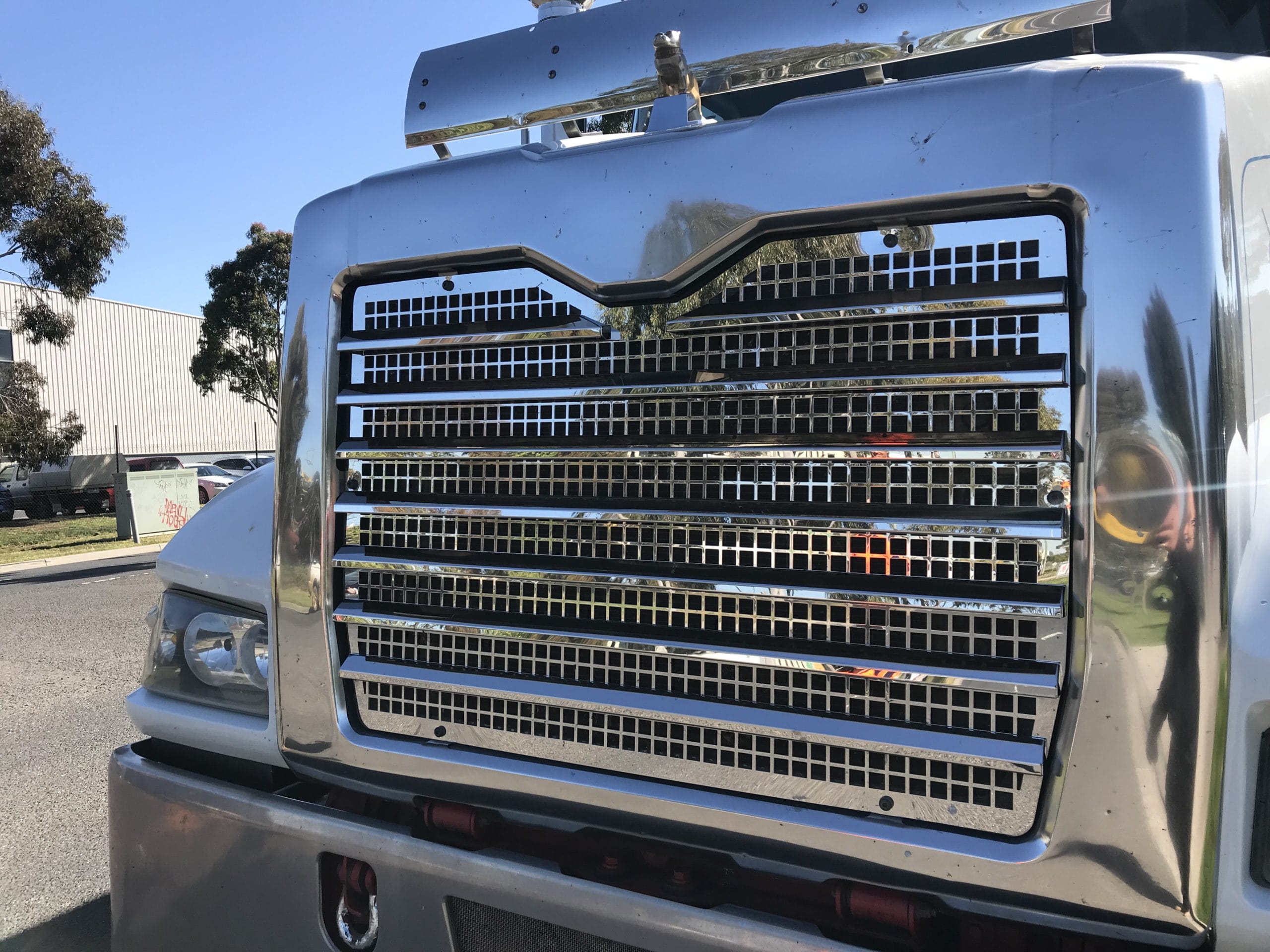 Stainless Steel Grill To Suit Mack Superliner and Trident