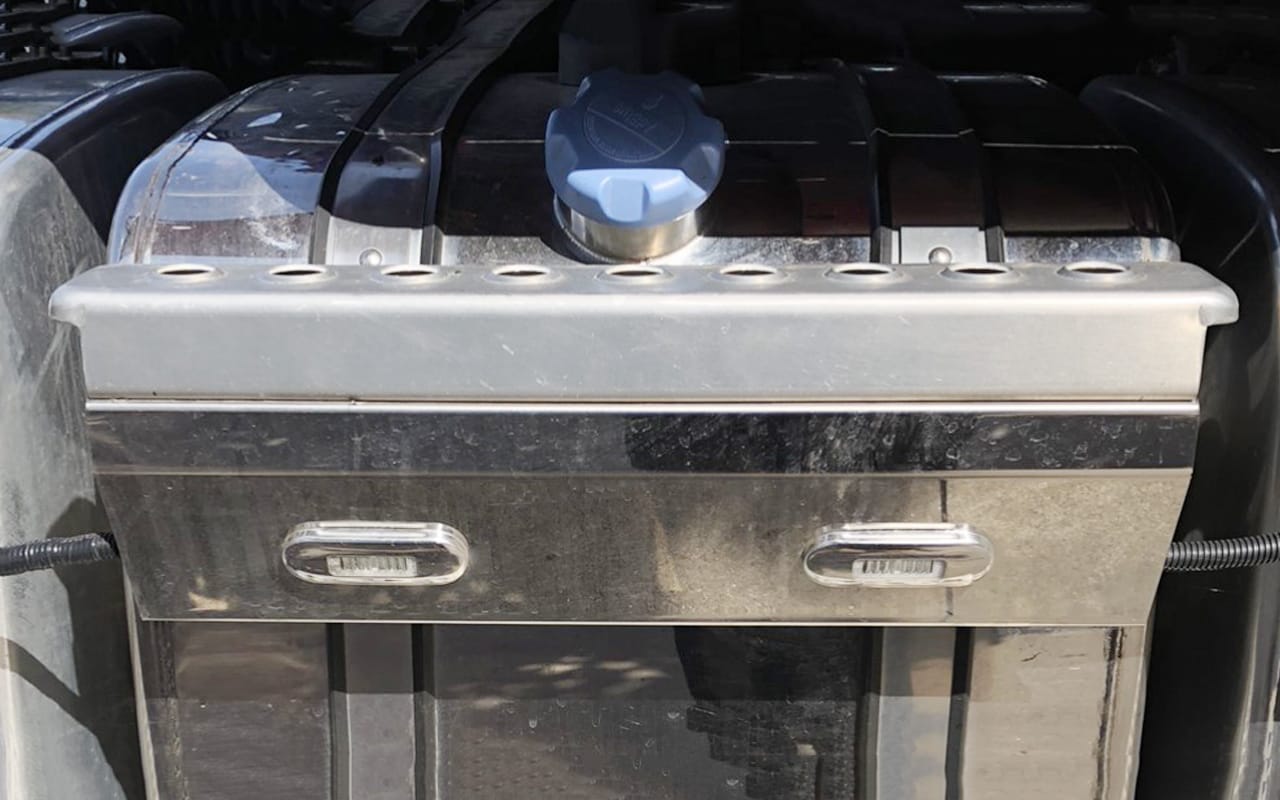 Stainless Steel Tank Skirt Round 510MM Amber 2 LED's Single