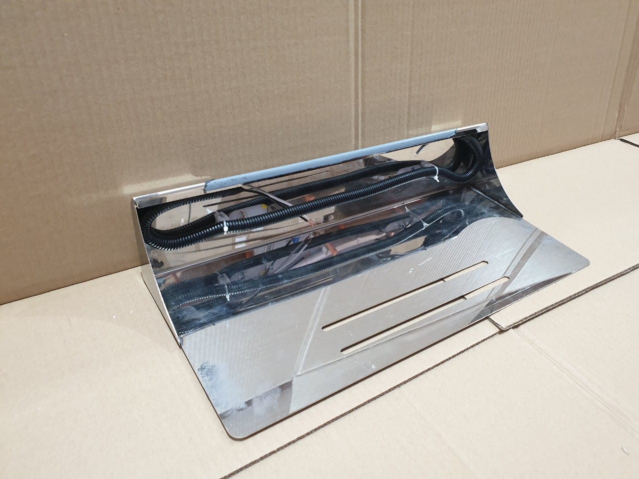 Stainless Steel Tank Skirt D Shape 450mm 2 Clear Amber LED To Suit Mack/Volvo