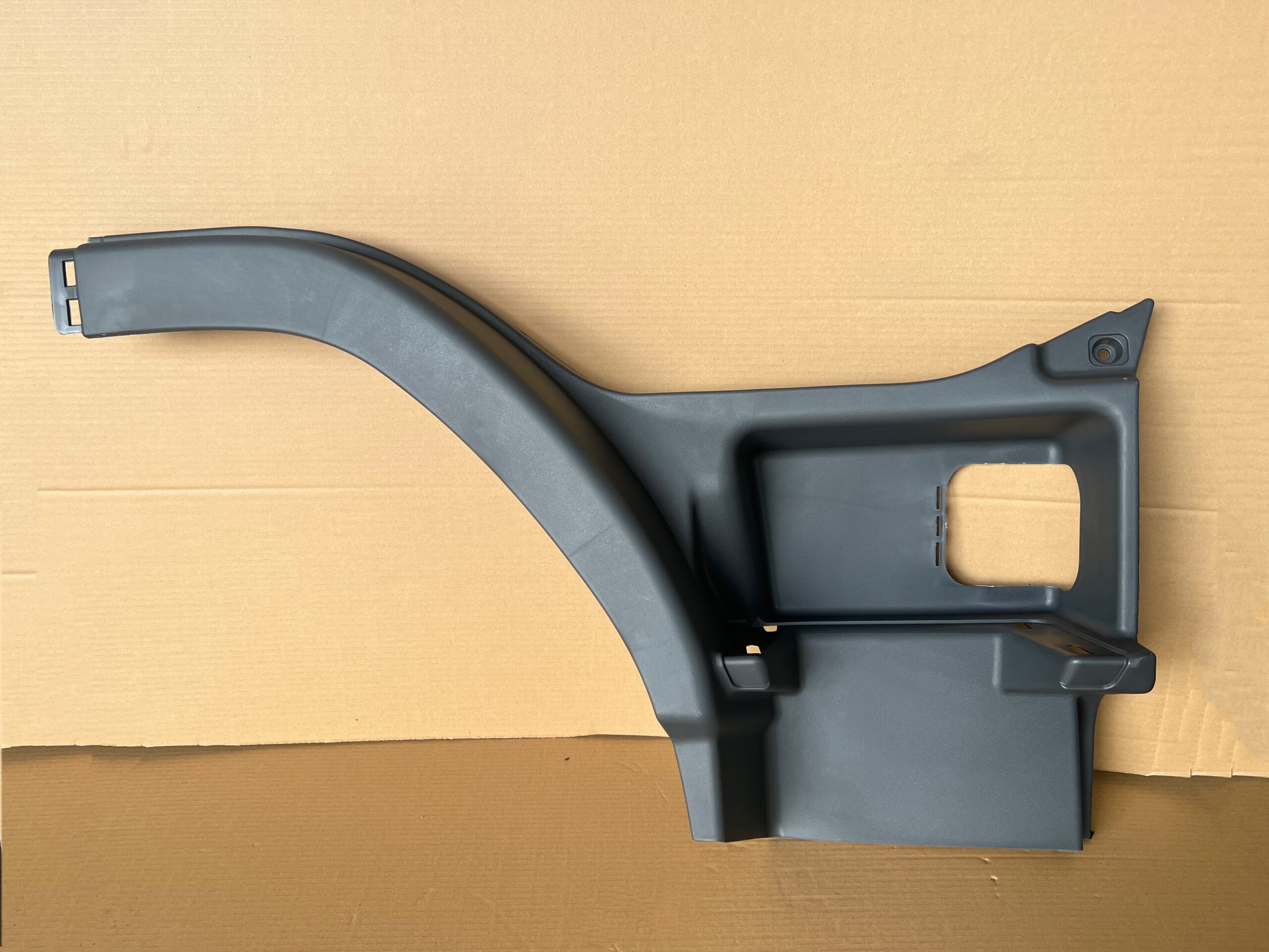 Foot Step Fender Right To Suit Volvo FM Series 2 2004