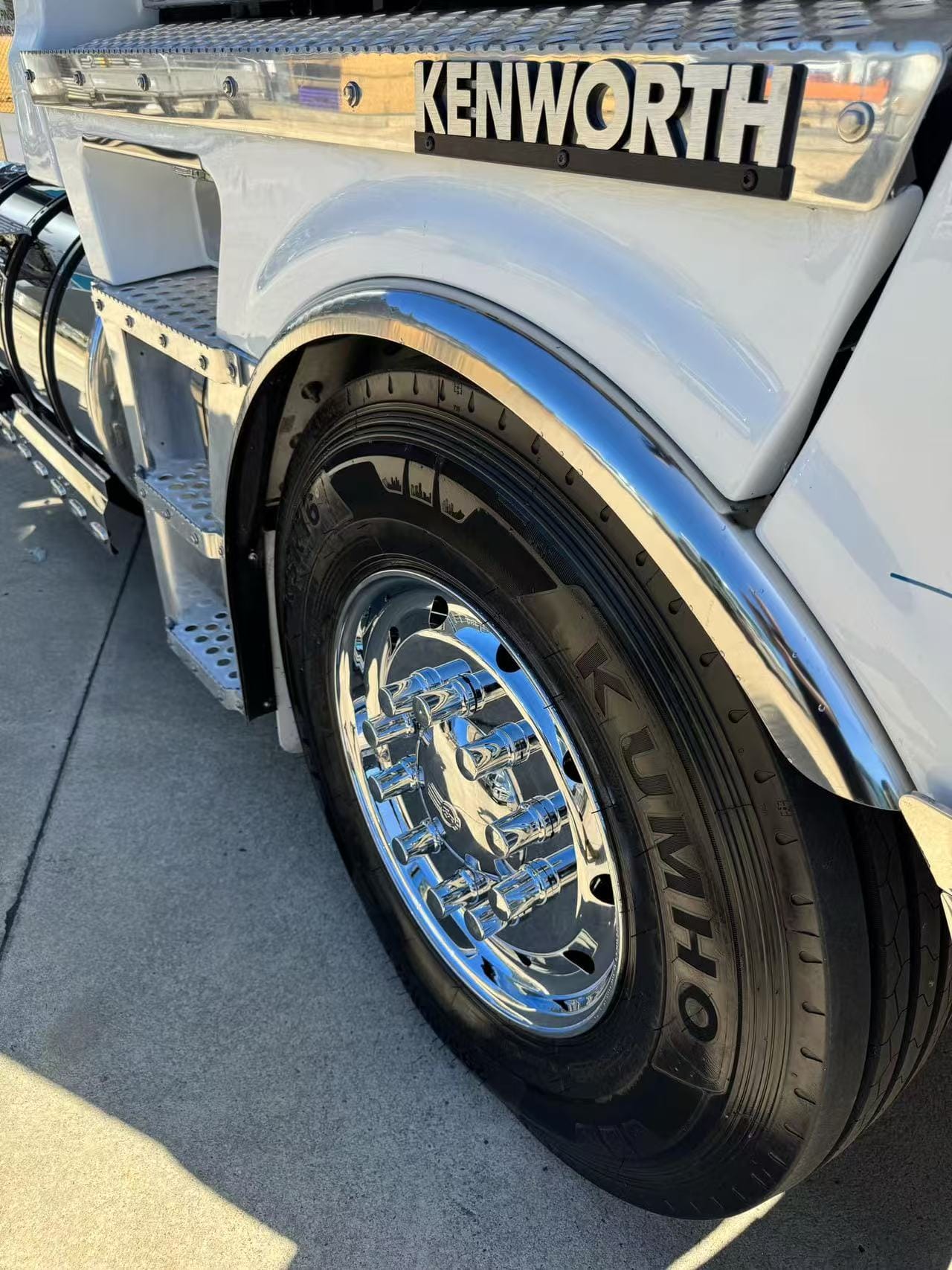 Stainless Steel Steer Flares Rolled Edge To Suit Kenworth K200