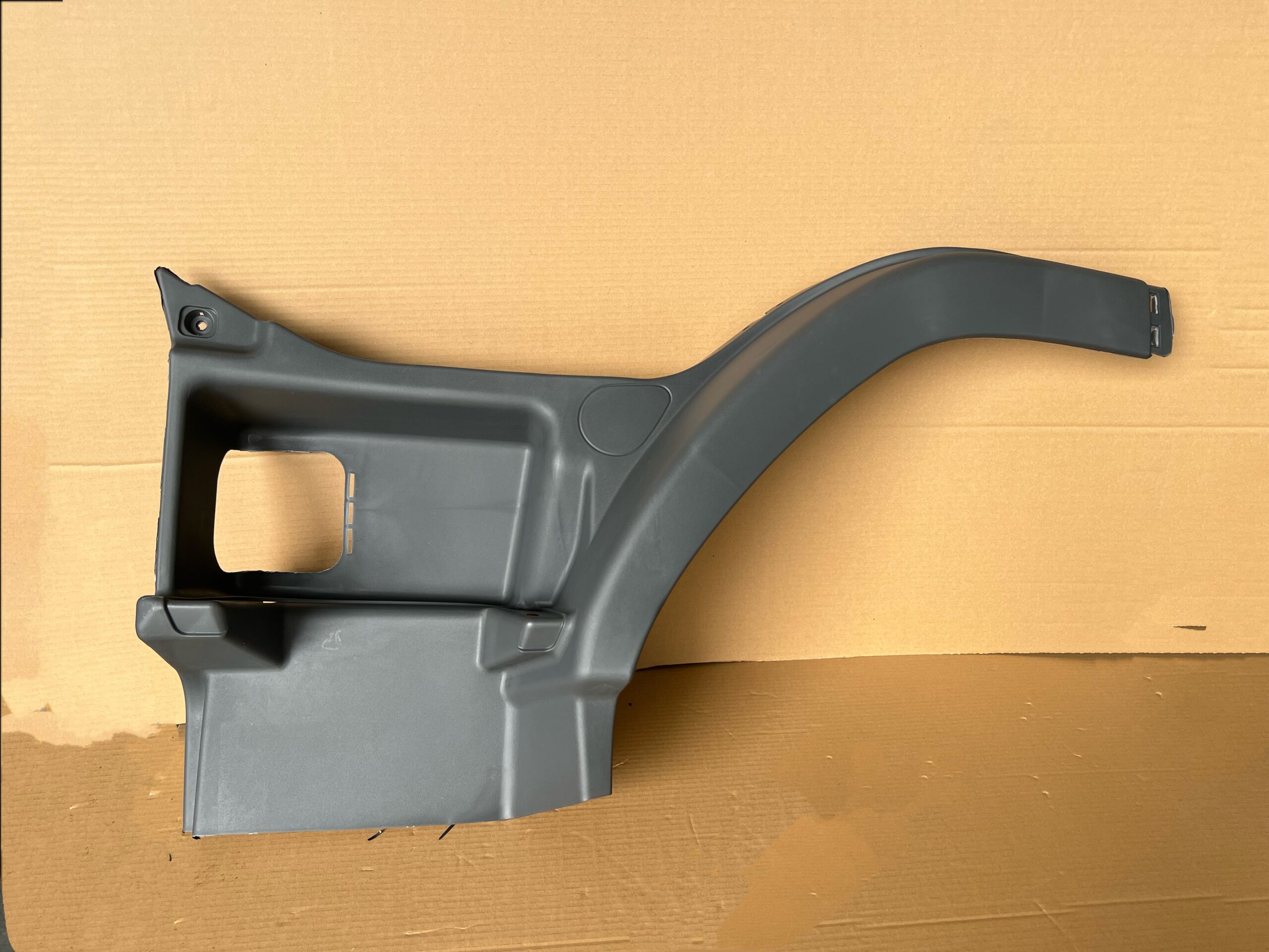 Foot Step Fender Left To Suit Volvo FM Series 2 2004