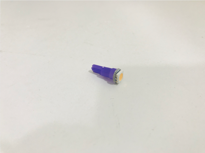 LED Globe 12V T5 Wedge Purple Slim